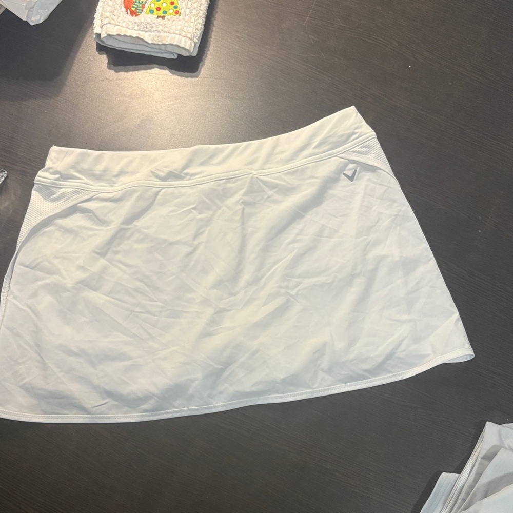 Callaway White Mini Skort – Stylish & Comfortable